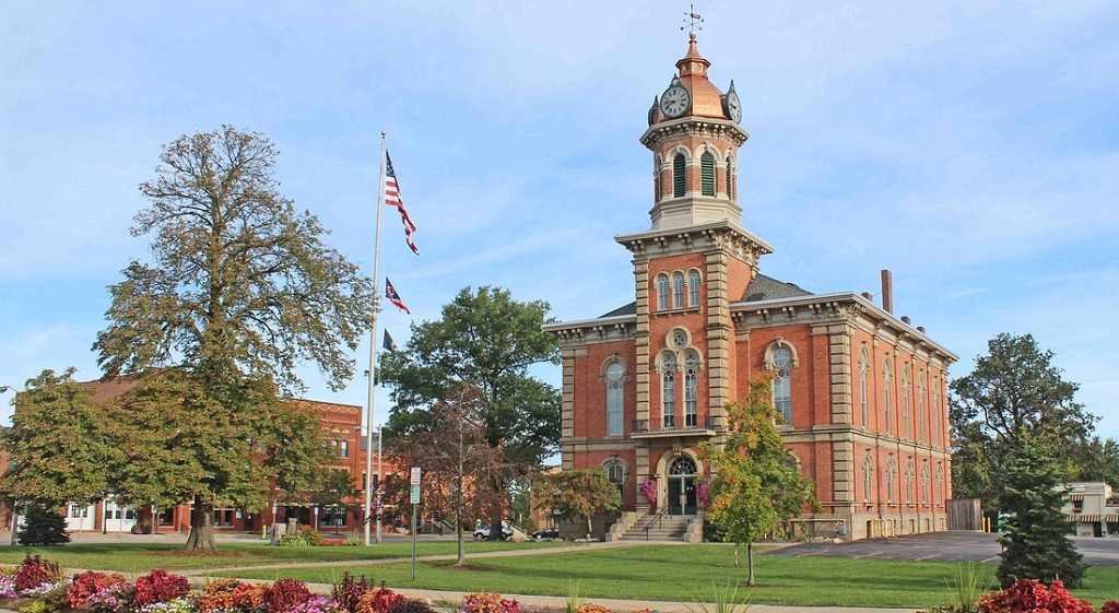 Chardon Courthouse Square District in Chardon Ohio | photo by John Buchanan