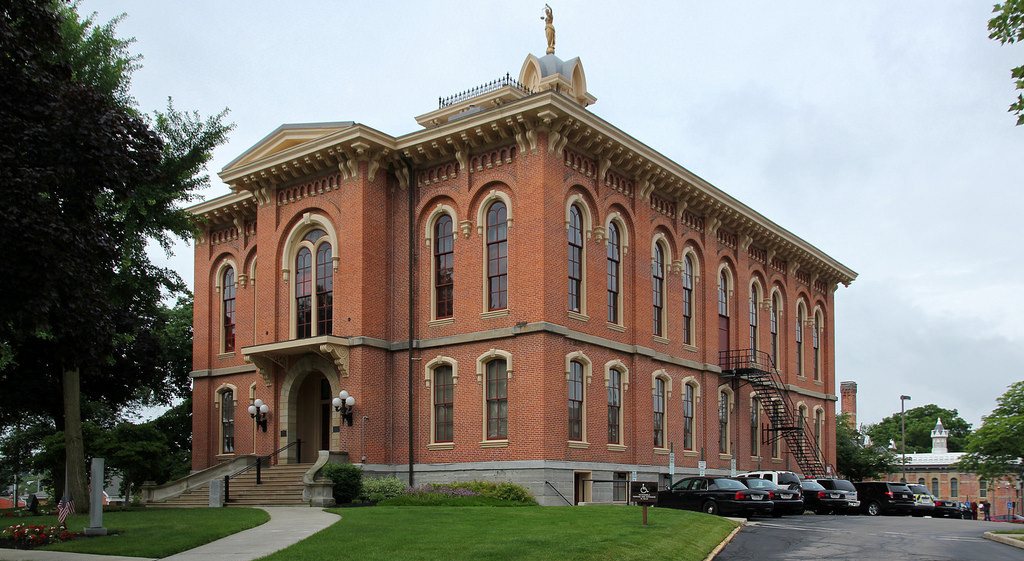 Delaware County Courthouse in Delaware Ohio | photo by Christopher Riley