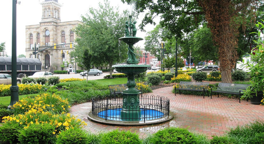 Historic District - Town Square in Lisbon Ohio | photo by Dustin Ramsey