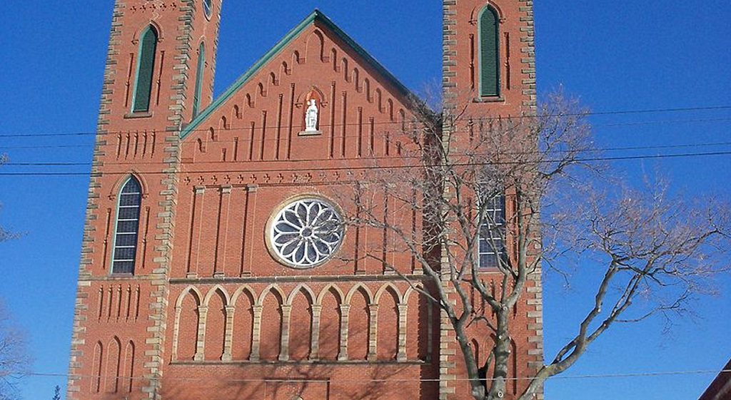 St. Louis Catholic Church in Louisville Ohio | photo by Roseohioresident